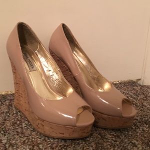 Steve Madden Wedge shoes
