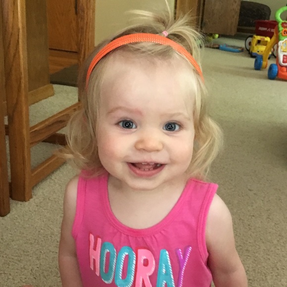 Meet your Posher, Sandy - Picture 7 of 8