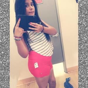 Meet your Posher, Vanessa