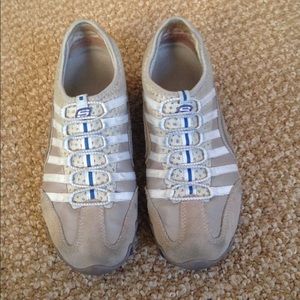 Good condition Skechers active sneaker