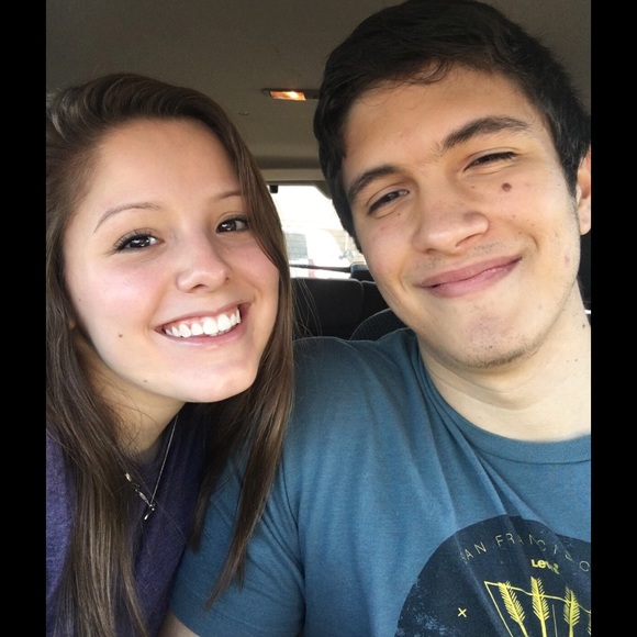 Meet your Posher, Marissa - Picture 1 of 1