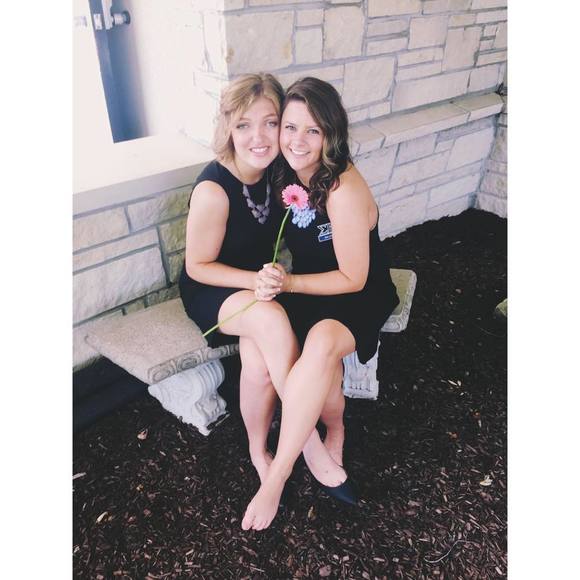 Meet your Posher, Samantha - Picture 1 of 1