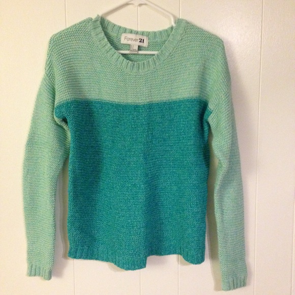 Turquoise Two Toned Sweater - Picture 2 of 4