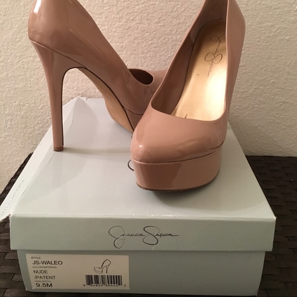Jessica Simpson Heels - Picture 2 of 3