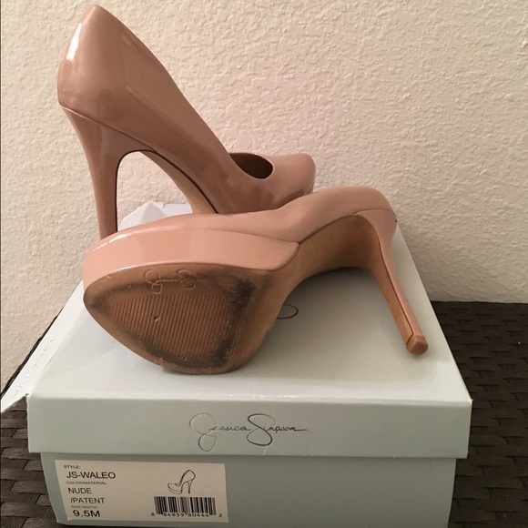 Jessica Simpson Heels - Picture 3 of 3