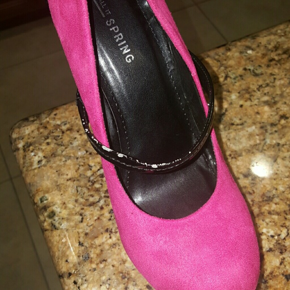 High heels - Picture 3 of 3