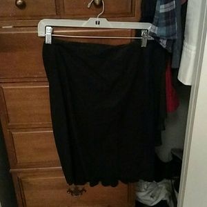 Pleated back, pencil skirt