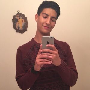 Meet your Posher, Cesar