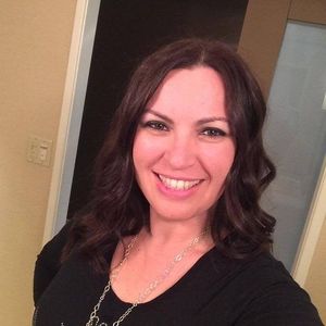 Meet your Posher, Marisa