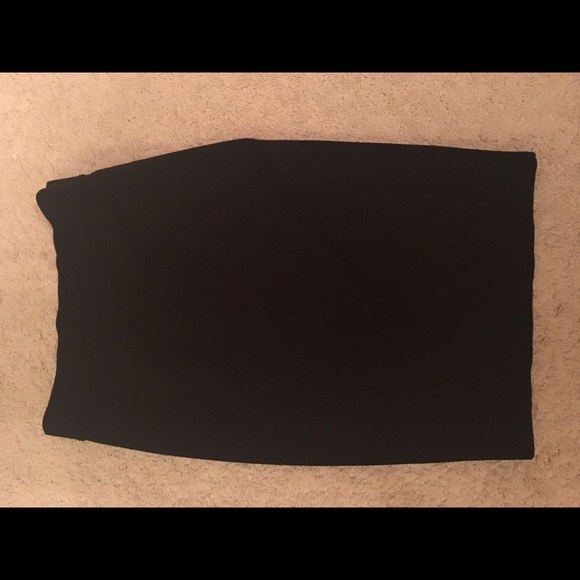 Long black pencil skirt