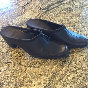 Brown Leather Mules with Small Heel