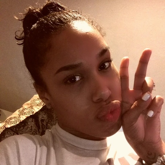 Meet your Posher, Ashley - Picture 1 of 1