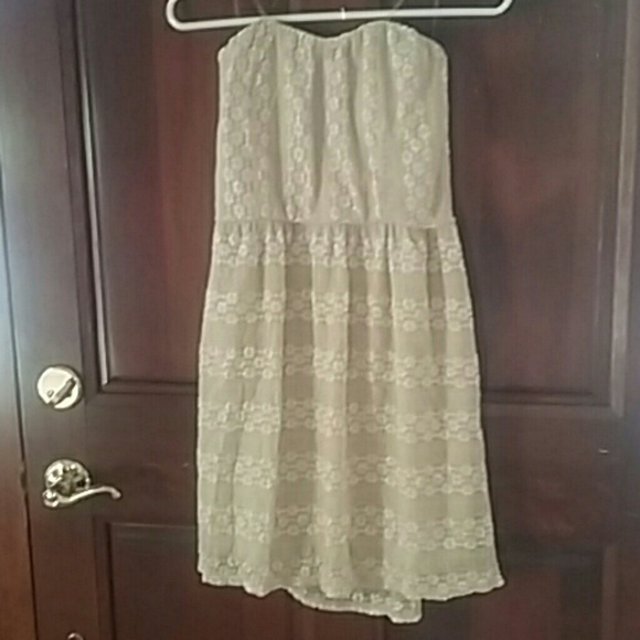 Strapless dress
