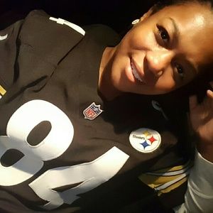 Meet your Posher, Bernice