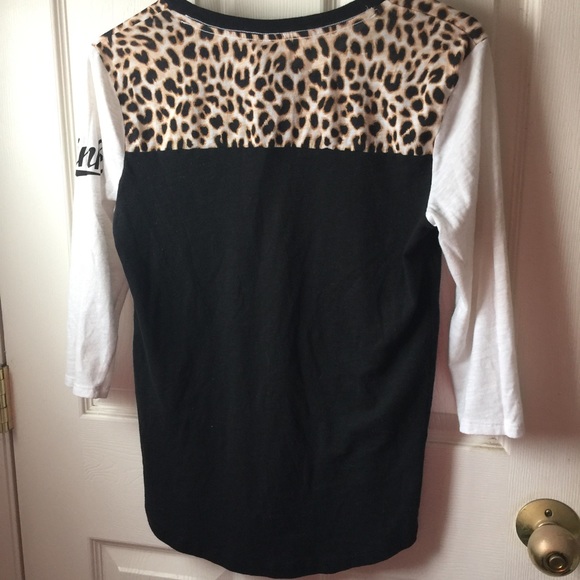 SOLD🎉💕 - Picture 3 of 3