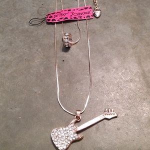 Betsey Johnson guitar double chain necklace