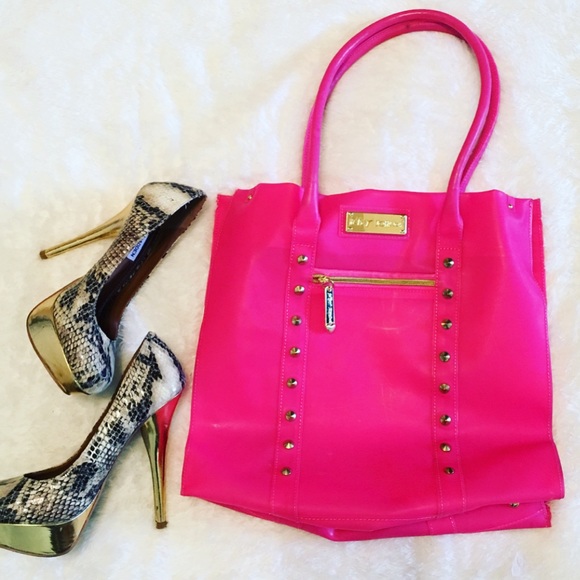 Betsey Johnson Handbags - Betsey Johnson Pink & Gold Handbag