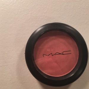 Mac blush in Springsheen