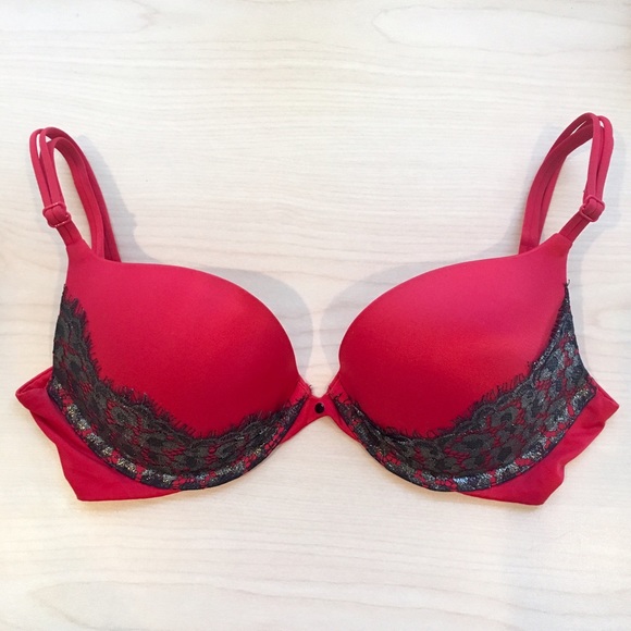 🌹Victoria's Secret Very Sexy Push-Up🌹