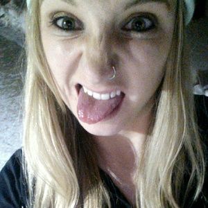 Meet your Posher, Britni