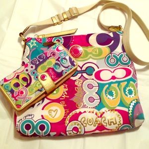 Exclusive Coach Crossbodybag and Wallet.