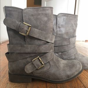 Steve Madden Madden Girl Cullen Boot size 8