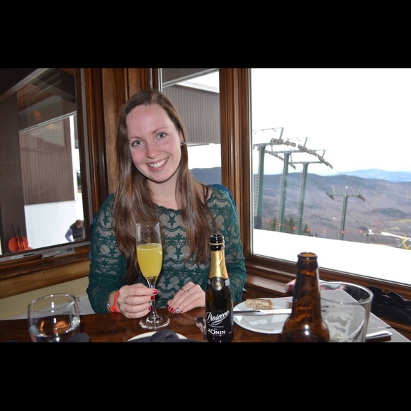 Meet your Posher, Kayla