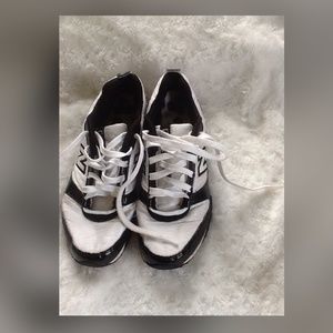 Casual/running shoes