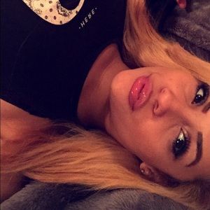 Meet your Posher, Tiara