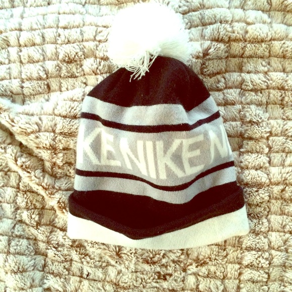 Nike Pom beanie.