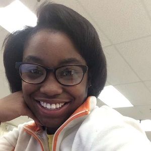 Meet your Posher, Erykah