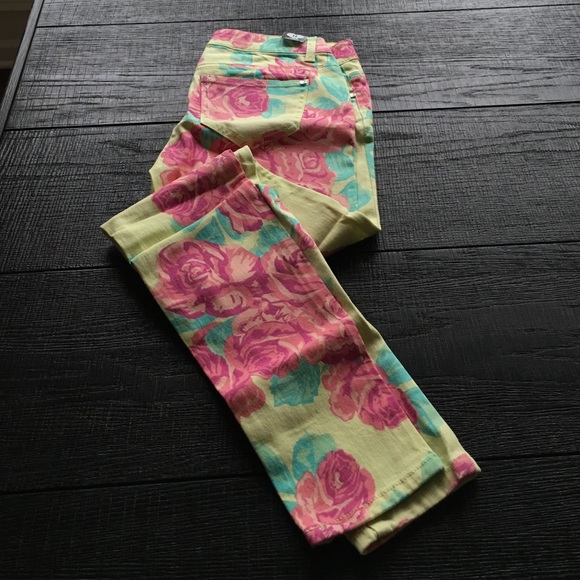 Flora skinny jeans