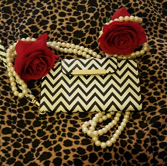 Cute cell phone/card holder