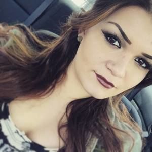 Meet your Posher, Rebecca