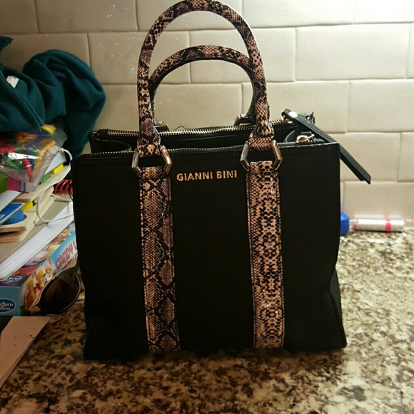 A gianni bini purse
