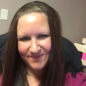 Meet your Posher, Lindsey