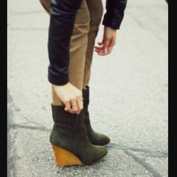 NIB IRO Merrick Wedge Suede Boots sz 41 - Picture 4 of 4