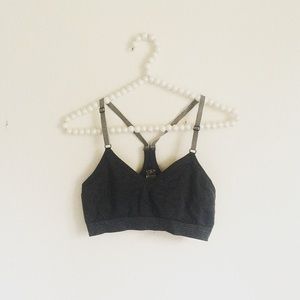 VS Gray Sports Bra