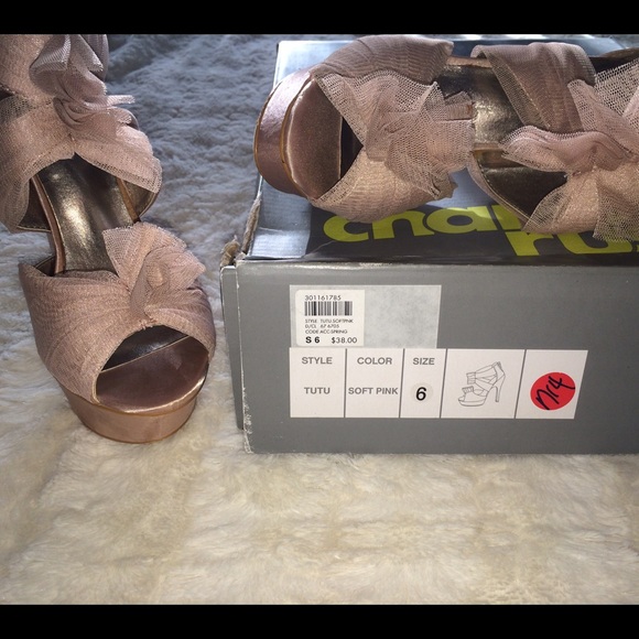 Charlotte Russe Soft Pink Tulle Heels- Size 6 - Picture 2 of 4