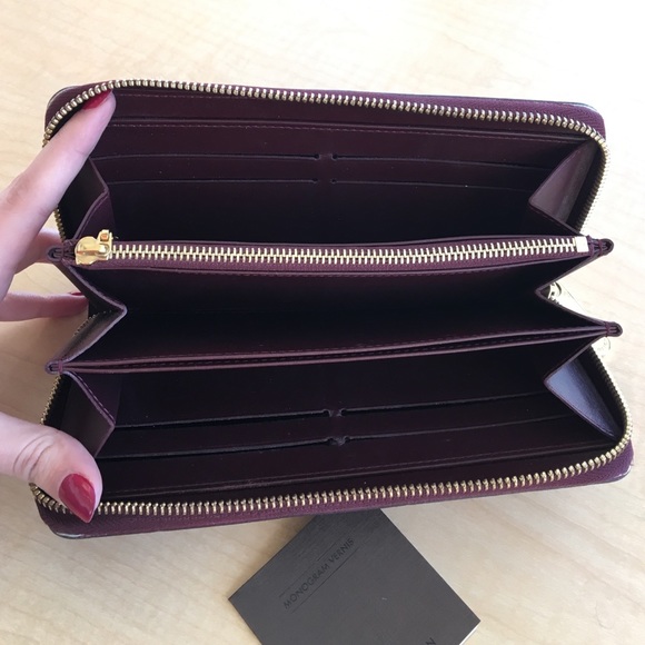 Louis Vuitton Monogram Vernis Wallet - Picture 3 of 4