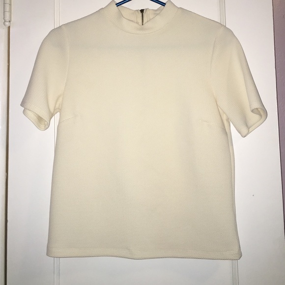 Mock turtleneck shortsleeve