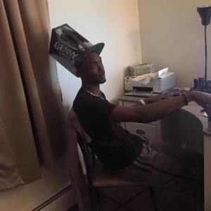 Meet your Posher, Malcolm