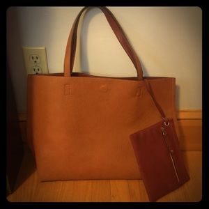 Street Level Reversible Faux Leather Tote&Wristlet