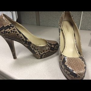 Nine West Snake Skin Pumps 8.5