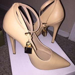 ‼️SALE‼️Nude heels!❤️