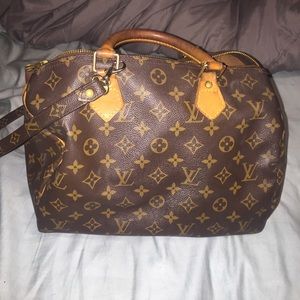 Louis Vuitton speedy bag