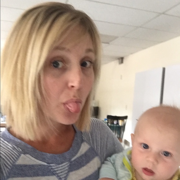 Meet your Posher, Simone - Picture 1 of 1