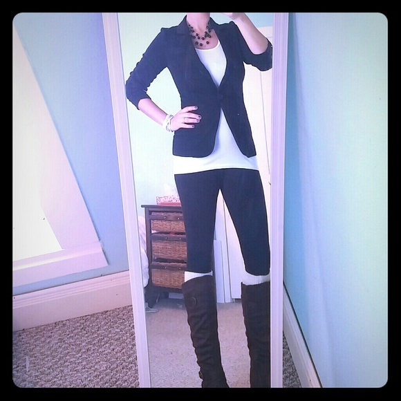 Crazy cute Small maurices blazer