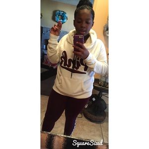 Meet your Posher, Tierra