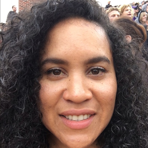 Meet your Posher, Kristen - Picture 2 of 4